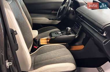 Позашляховик / Кросовер Mazda MX-30 2020 в 