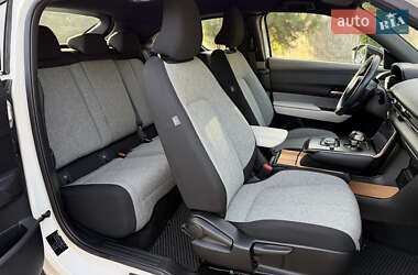 Внедорожник / Кроссовер Mazda MX-30 2021 в 