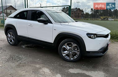 Внедорожник / Кроссовер Mazda MX-30 2023 в 
