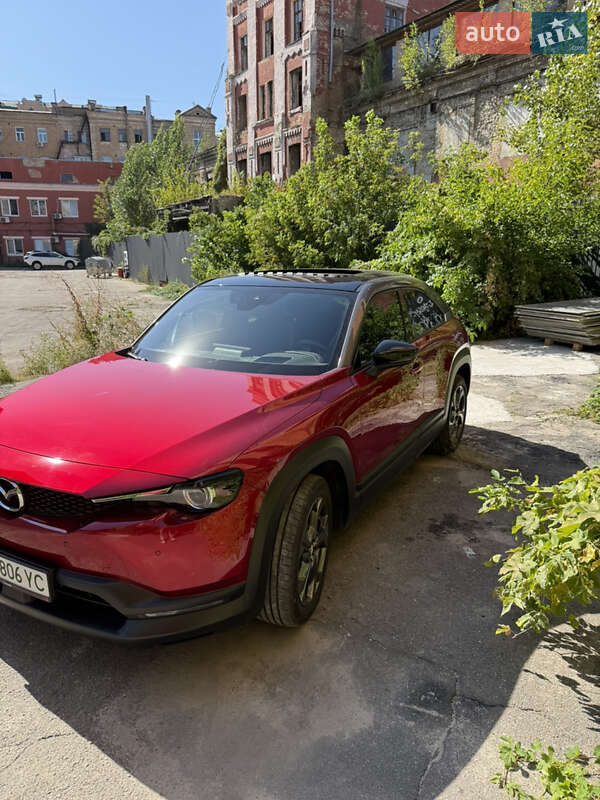 Позашляховик / Кросовер Mazda MX-30 2021 в Києві