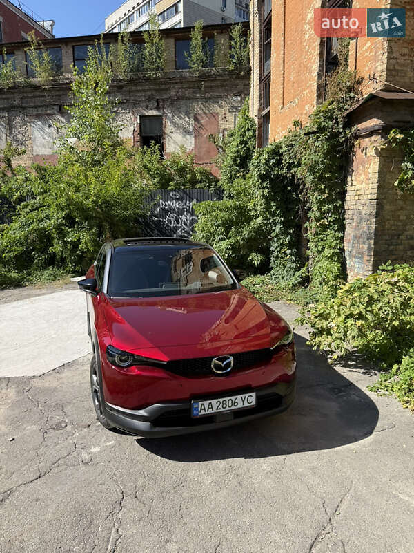 Позашляховик / Кросовер Mazda MX-30 2021 в Києві