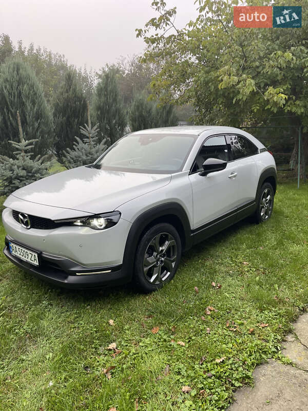 Позашляховик / Кросовер Mazda MX-30 2020 в Києві