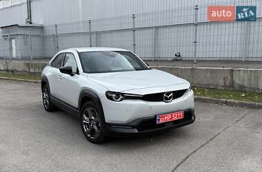 Внедорожник / Кроссовер Mazda MX-30 2020 в 