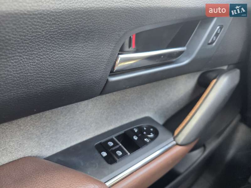 Внедорожник / Кроссовер Mazda MX-30 2021 в Львове