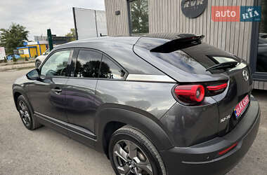 Внедорожник / Кроссовер Mazda MX-30 2020 в Тернополе