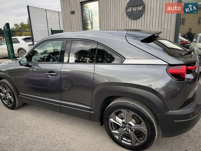 Внедорожник / Кроссовер Mazda MX-30 2020 в Тернополе