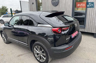 Внедорожник / Кроссовер Mazda MX-30 2020 в 