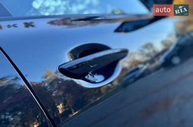 Внедорожник / Кроссовер Mazda MX-30 2021 в 