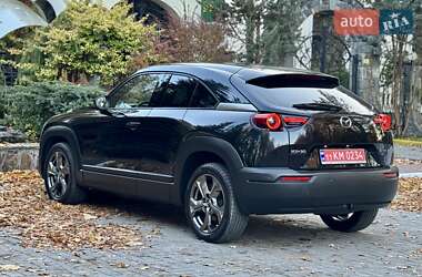 Внедорожник / Кроссовер Mazda MX-30 2021 в 