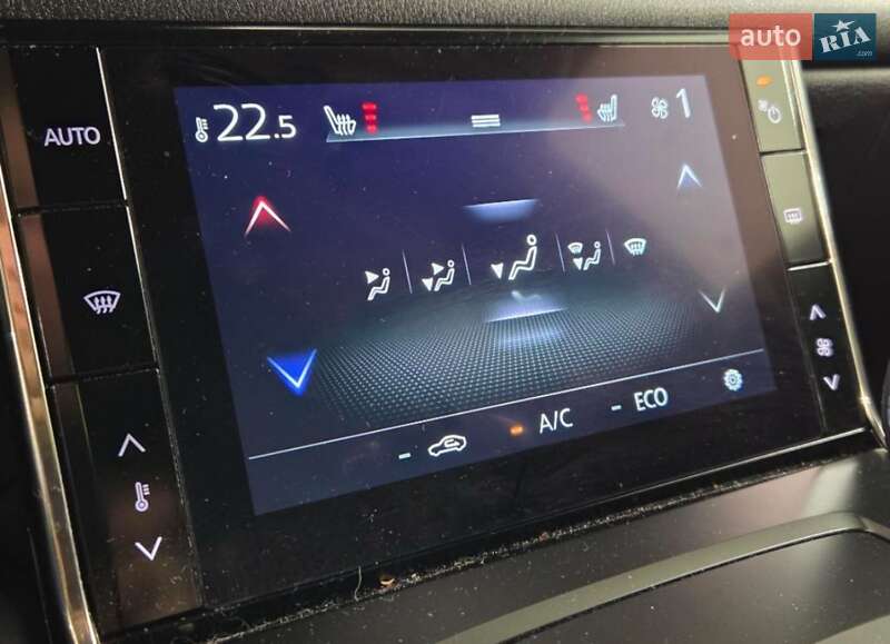 Позашляховик / Кросовер Mazda MX-30 2021 в Києві