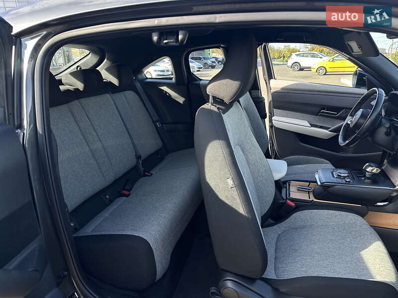 Позашляховик / Кросовер Mazda MX-30 2021 в Кривому Розі