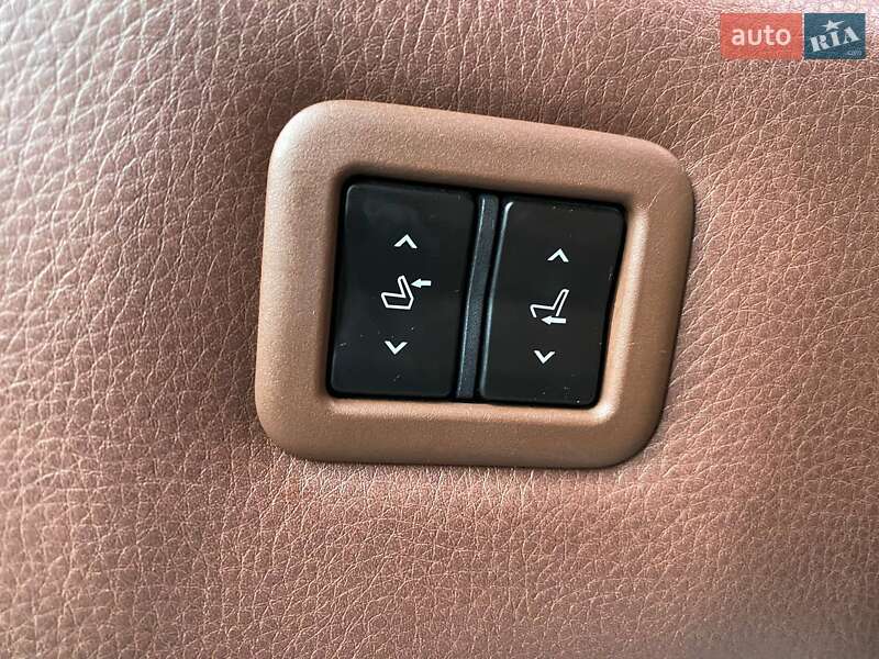 Внедорожник / Кроссовер Mazda MX-30 2020 в Хмельницком