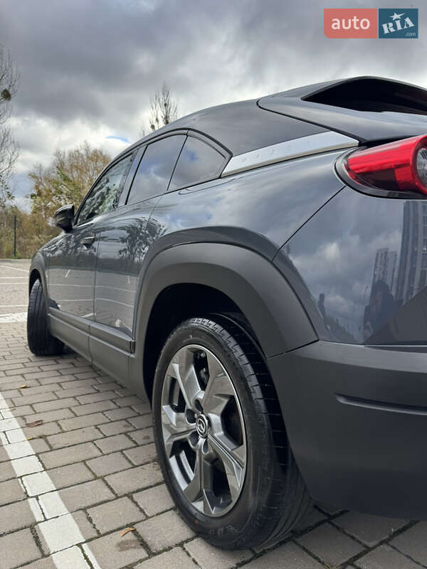 Внедорожник / Кроссовер Mazda MX-30 2021 в Луцке