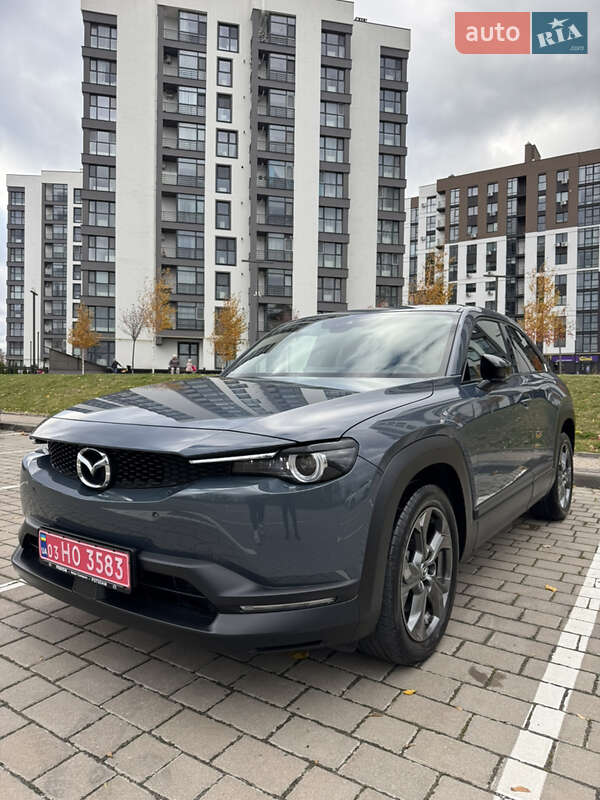 Внедорожник / Кроссовер Mazda MX-30 2021 в Луцке