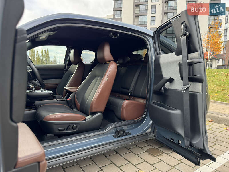 Внедорожник / Кроссовер Mazda MX-30 2021 в Луцке