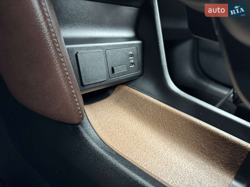 Внедорожник / Кроссовер Mazda MX-30 2021 в Луцке