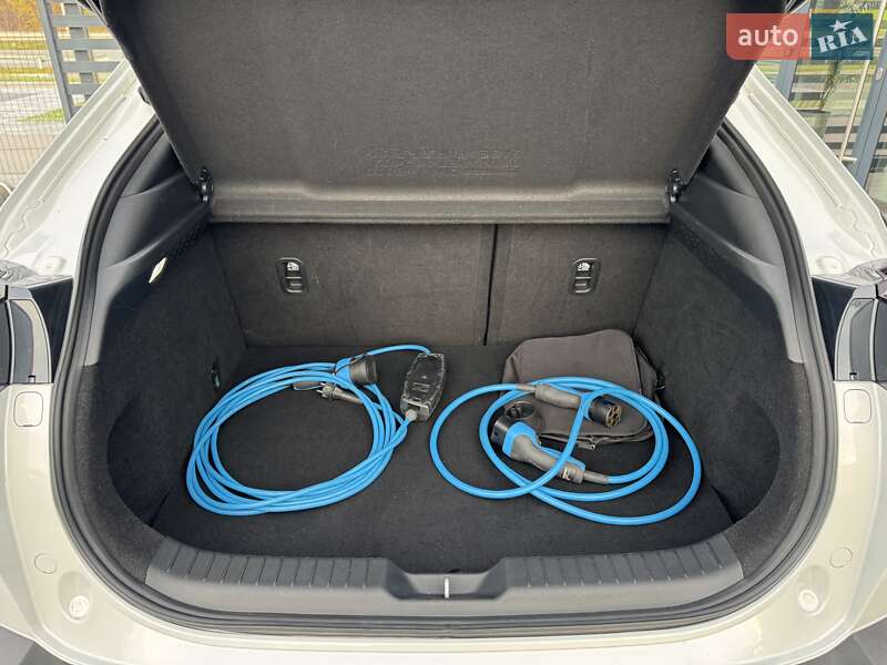 Внедорожник / Кроссовер Mazda MX-30 2021 в Ровно