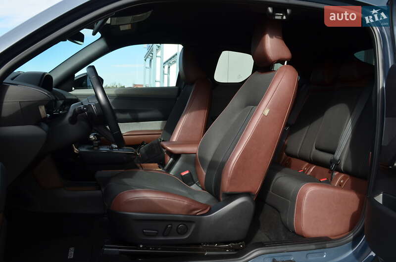 Позашляховик / Кросовер Mazda MX-30 2020 в Львові