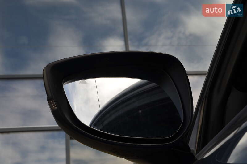 Позашляховик / Кросовер Mazda MX-30 2020 в Львові