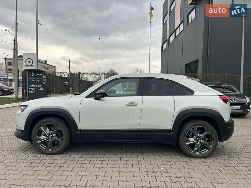 Внедорожник / Кроссовер Mazda MX-30 2020 в Черновцах