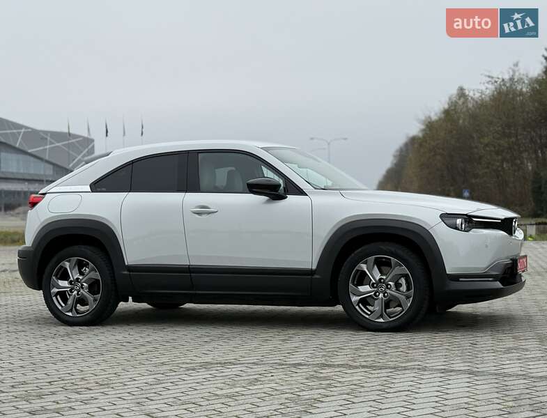 Внедорожник / Кроссовер Mazda MX-30 2021 в Львове