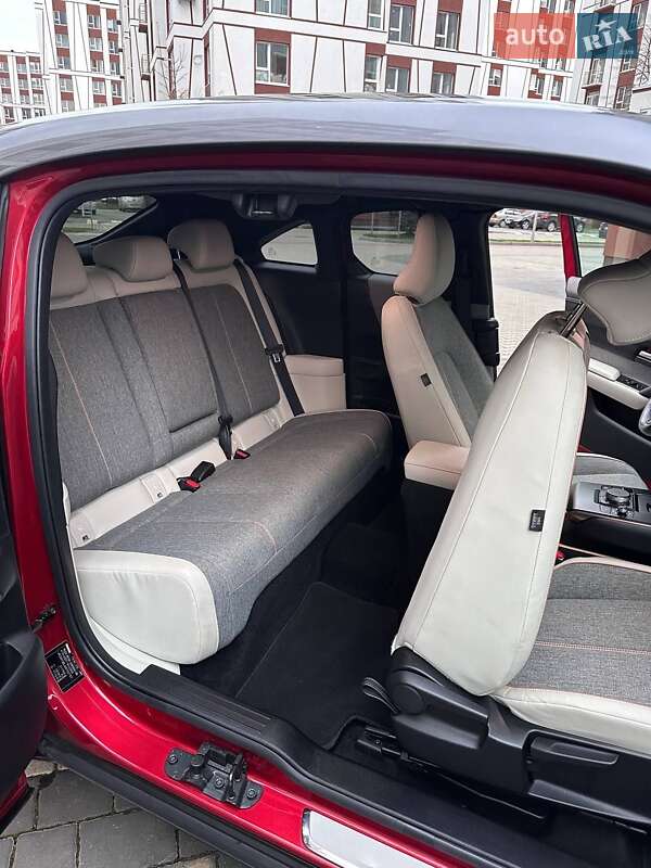 Внедорожник / Кроссовер Mazda MX-30 2022 в Ивано-Франковске