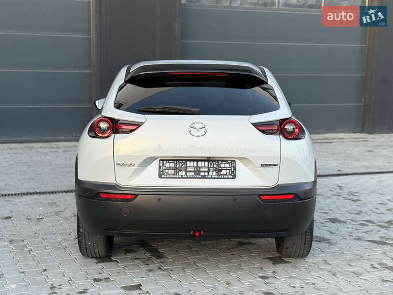 Внедорожник / Кроссовер Mazda MX-30 2020 в Городке