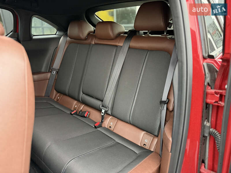 Внедорожник / Кроссовер Mazda MX-30 2020 в Городке