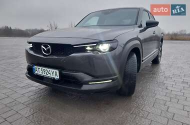 Позашляховик / Кросовер Mazda MX-30 2020 в Тлумачі