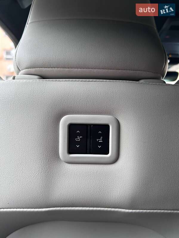 Позашляховик / Кросовер Mazda MX-30 2020 в Тлумачі