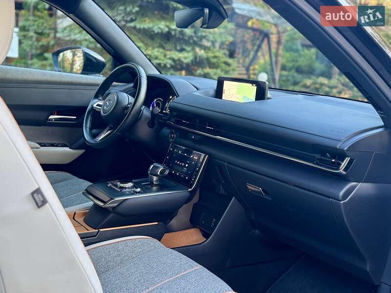 Позашляховик / Кросовер Mazda MX-30 2021 в Дрогобичі