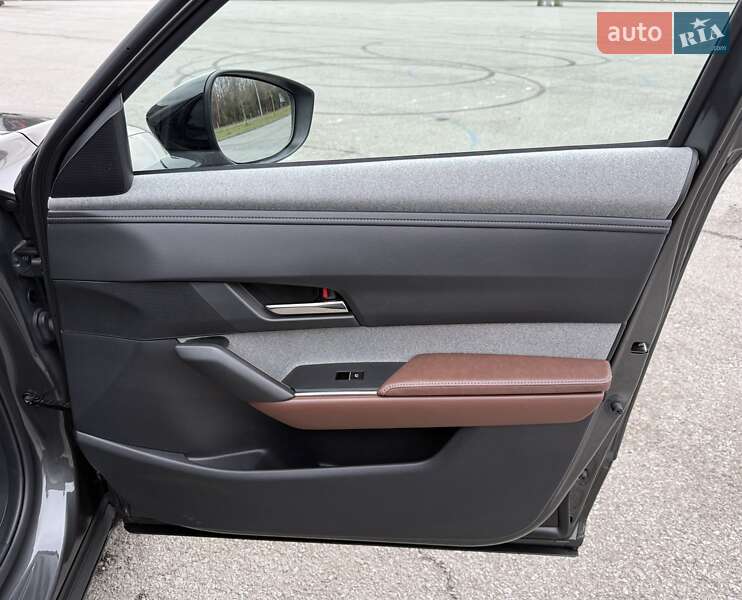 Внедорожник / Кроссовер Mazda MX-30 2021 в Львове