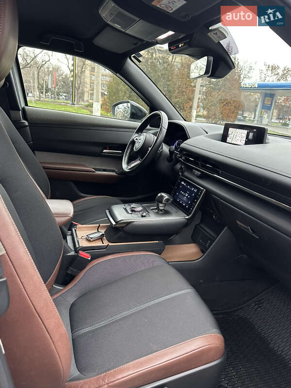 Внедорожник / Кроссовер Mazda MX-30 2020 в Николаеве