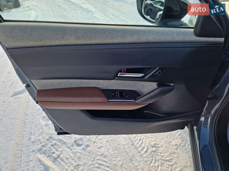 Внедорожник / Кроссовер Mazda MX-30 2020 в Виннице