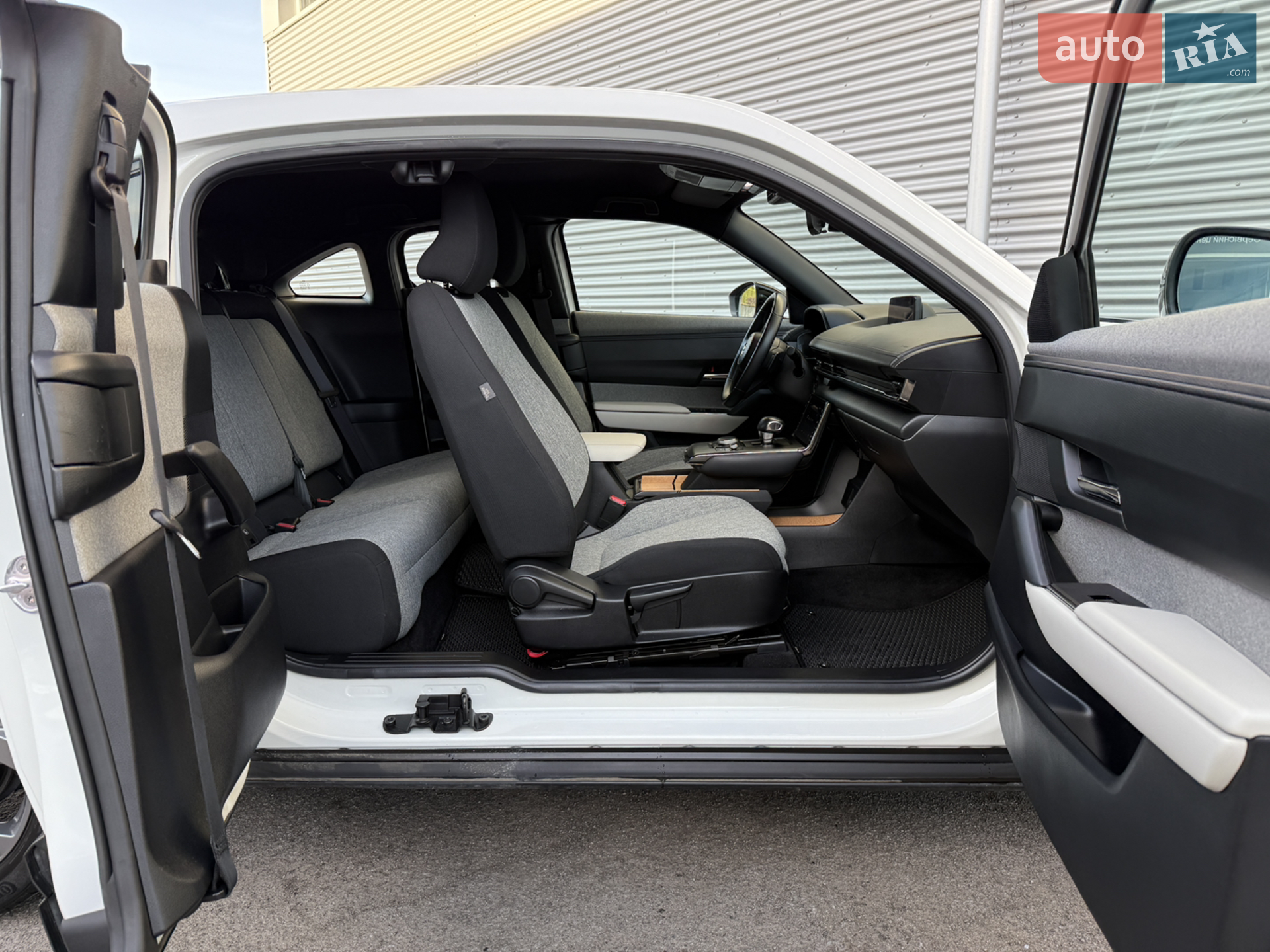 2020 Mazda MX-30 - мініатюра 28