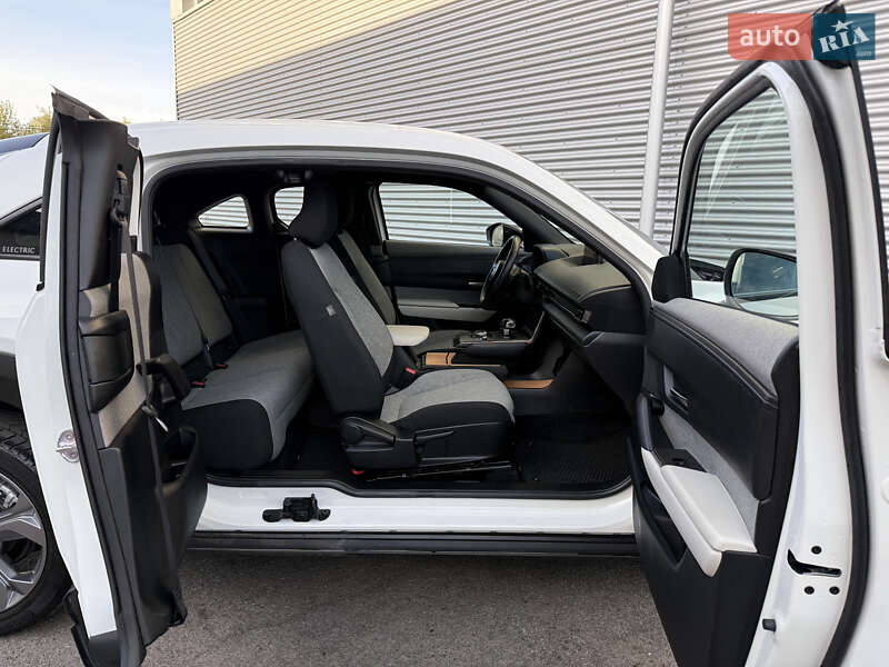 Внедорожник / Кроссовер Mazda MX-30 2020 в Ровно фото 32 Внедорожник / Кроссовер Mazda MX-30 2020 в Ровно