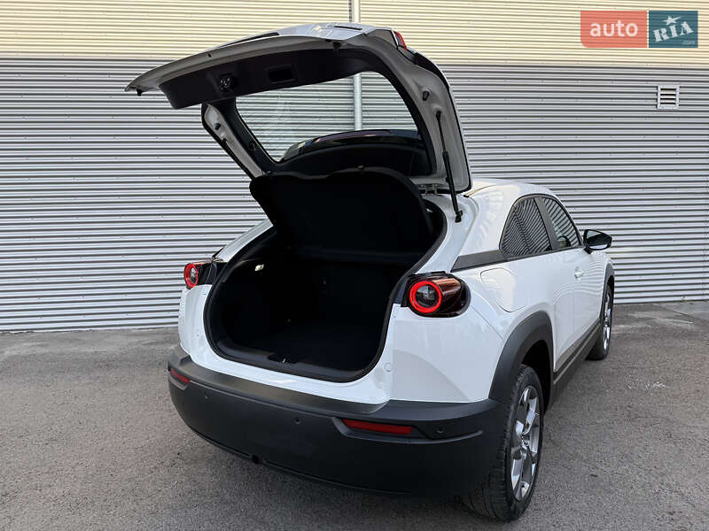 Внедорожник / Кроссовер Mazda MX-30 2020 в Ровно фото 37 Внедорожник / Кроссовер Mazda MX-30 2020 в Ровно