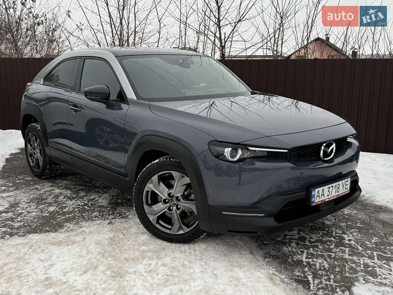 Внедорожник / Кроссовер Mazda MX-30 2020 в Виннице