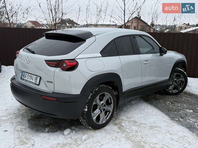 Внедорожник / Кроссовер Mazda MX-30 2020 в Виннице
