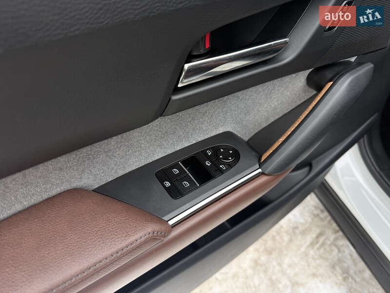 Внедорожник / Кроссовер Mazda MX-30 2020 в Виннице