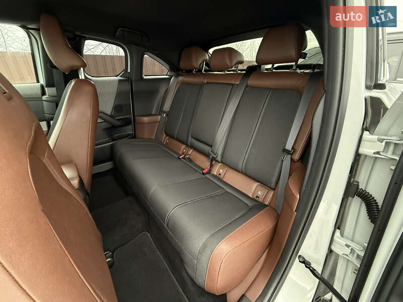 Внедорожник / Кроссовер Mazda MX-30 2020 в Виннице