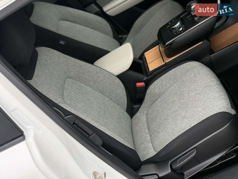 Внедорожник / Кроссовер Mazda MX-30 2021 в Броварах