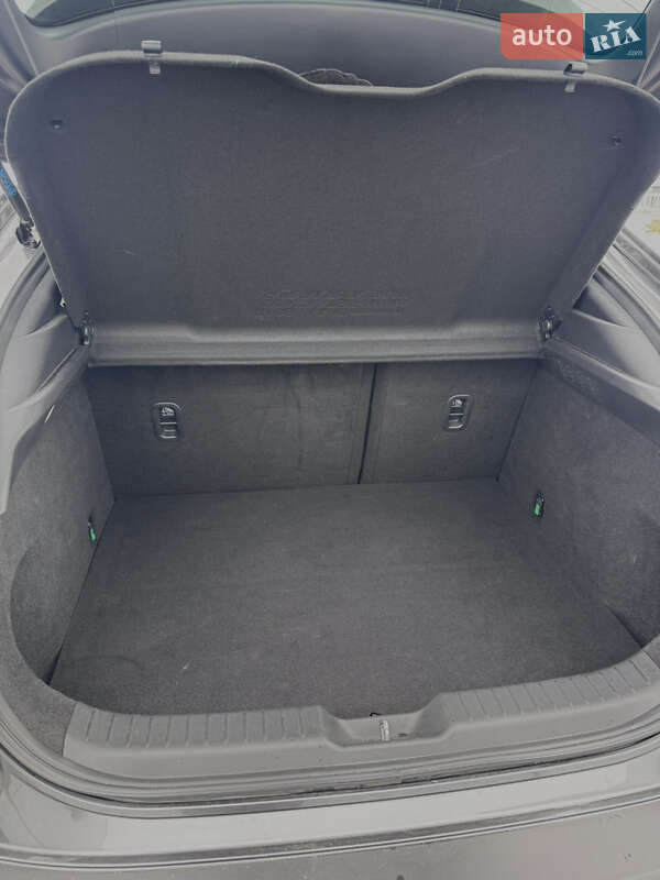 Внедорожник / Кроссовер Mazda MX-30 2020 в Львове