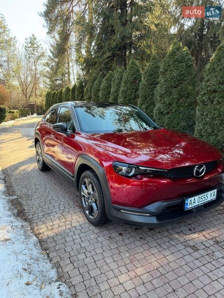 Внедорожник / Кроссовер Mazda MX-30 2021 в Киеве