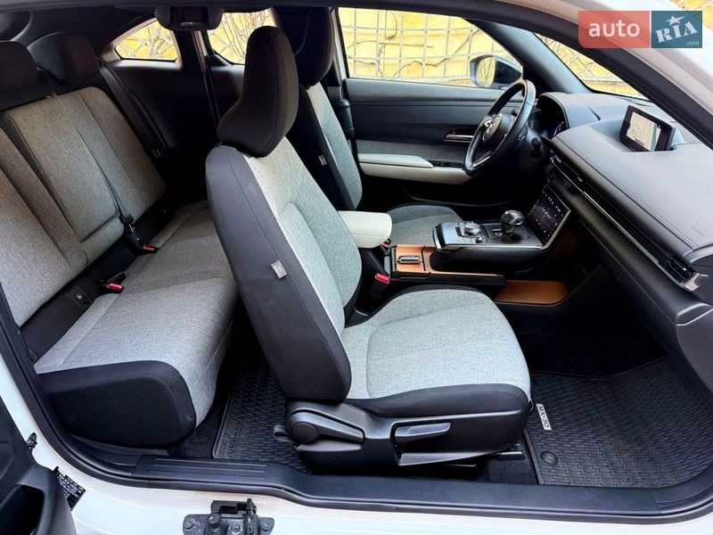 Внедорожник / Кроссовер Mazda MX-30 2022 в Хмельницком