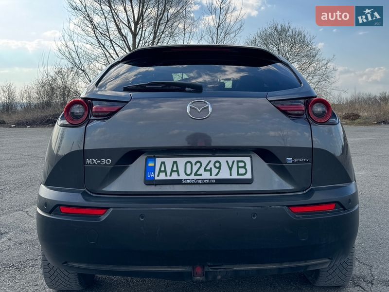 Внедорожник / Кроссовер Mazda MX-30 2020 в Белогородке фото 11 Внедорожник / Кроссовер Mazda MX-30 2020 в Белогородке
