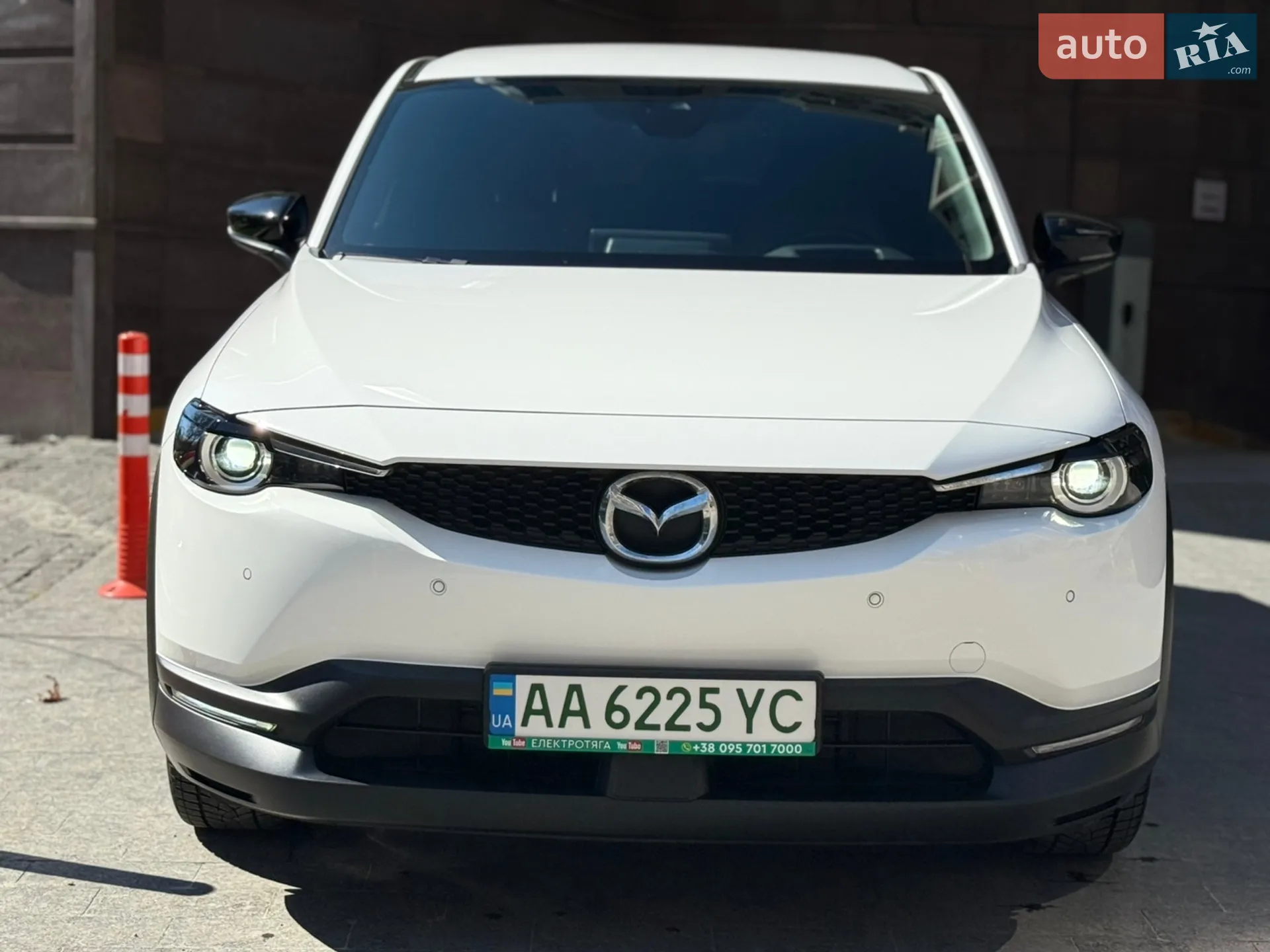 2021 Mazda MX-30 - мініатюра 3