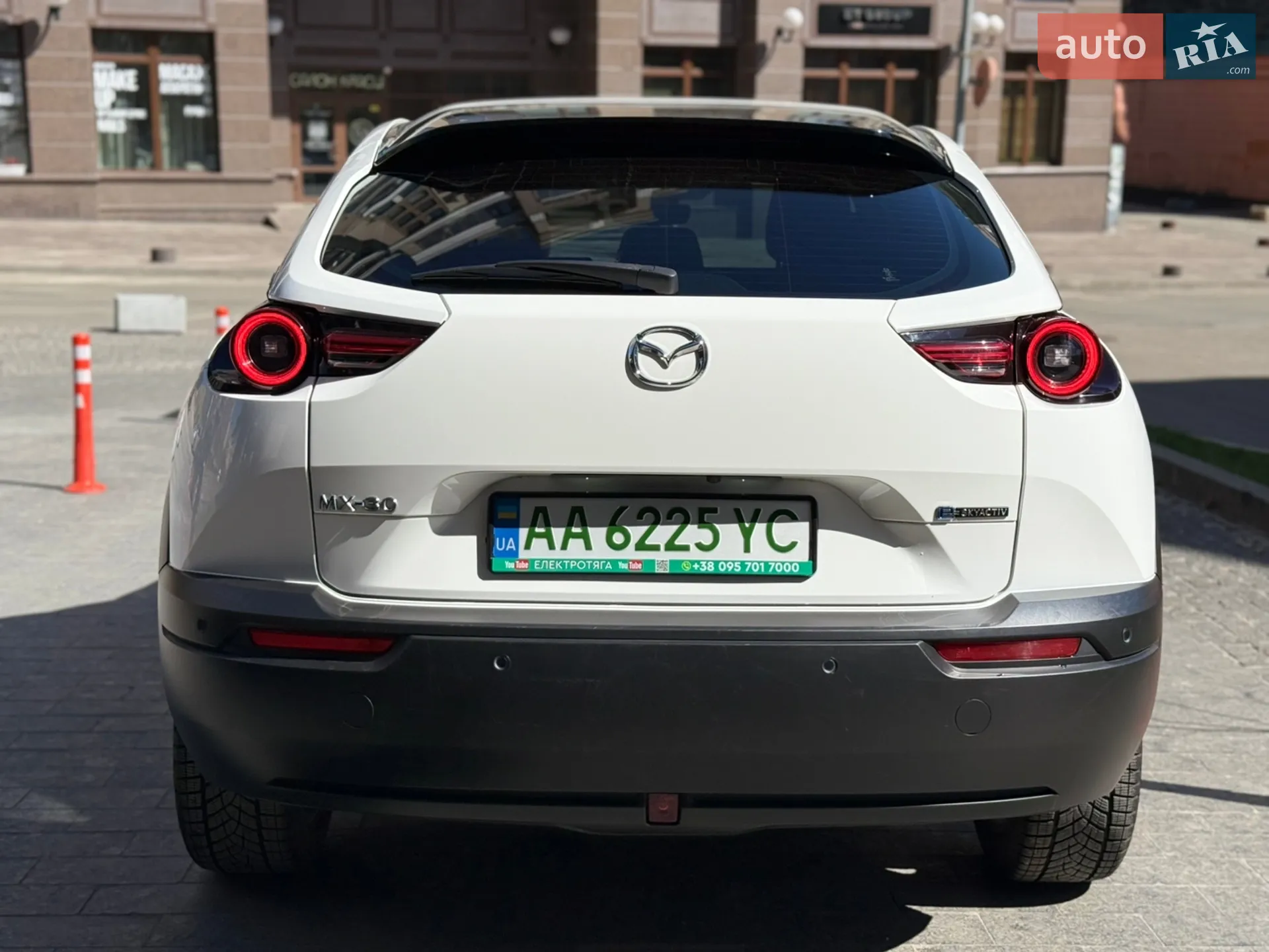 2021 Mazda MX-30 - мініатюра 10