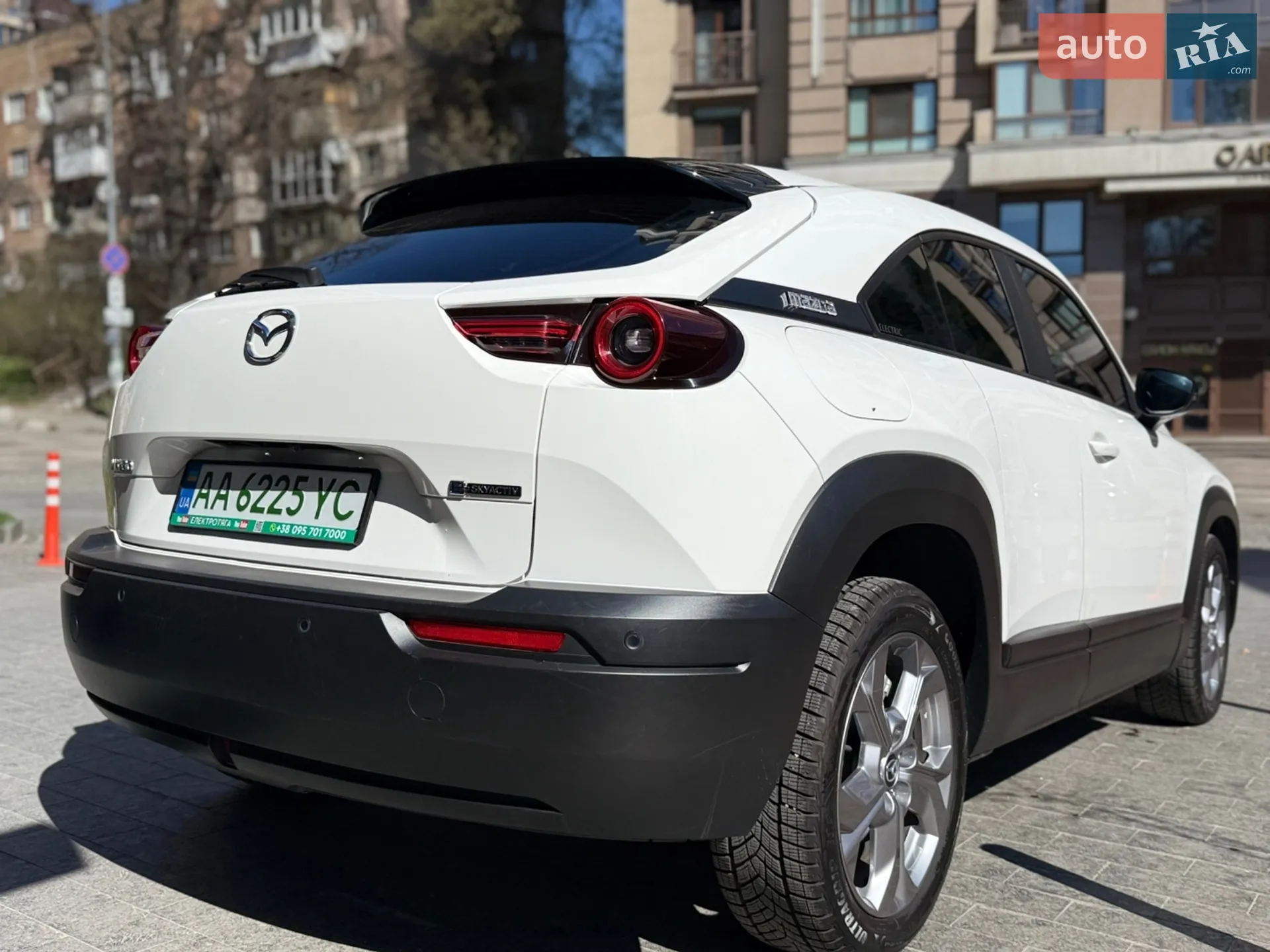 2021 Mazda MX-30 - мініатюра 12