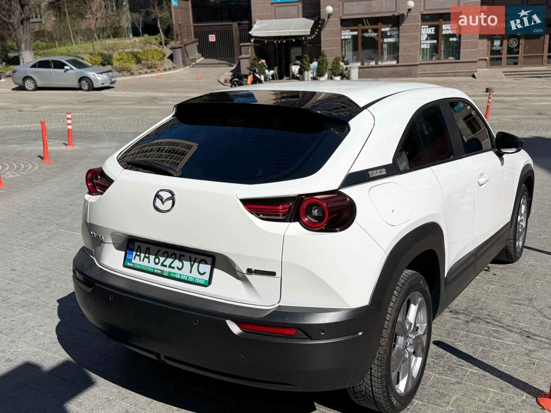 2021 Mazda MX-30 - мініатюра 11